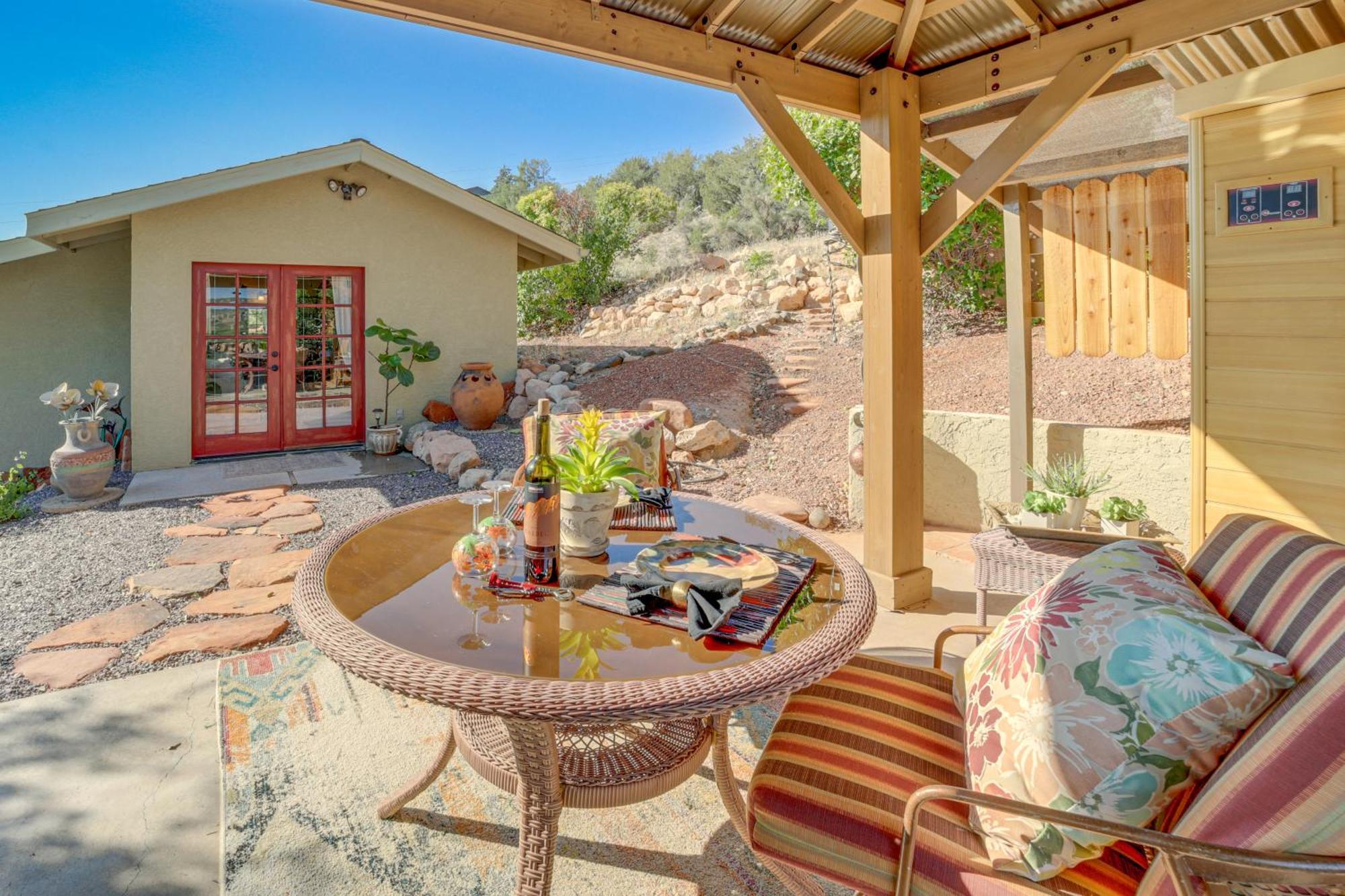 Vineyard Views And Sauna At Cornville Home! Cottonwood Bagian luar foto