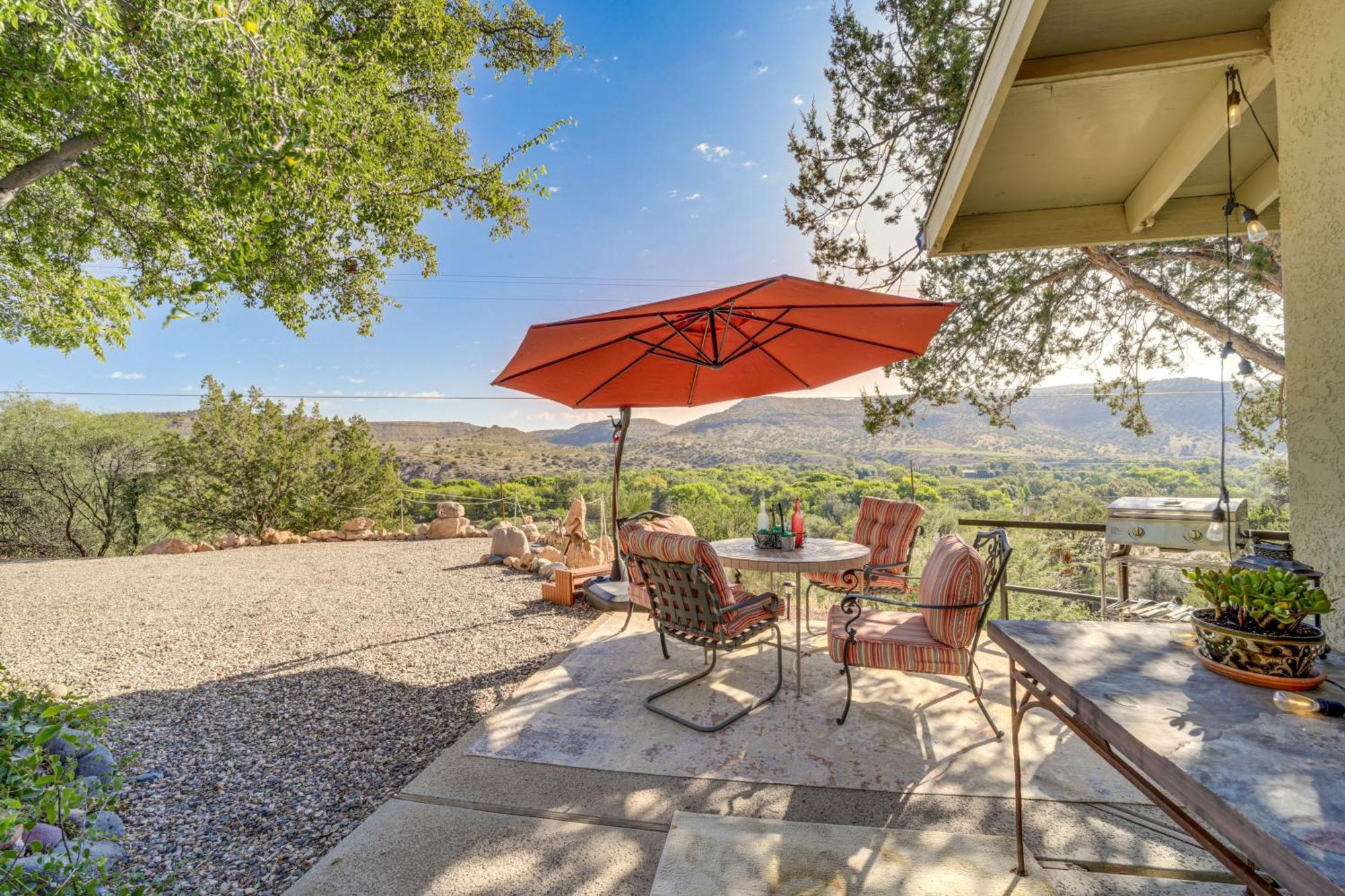 Vineyard Views And Sauna At Cornville Home! Cottonwood Bagian luar foto
